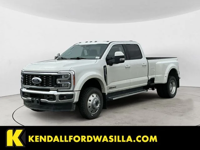 2023 Ford F-450 Lariat 4x4 Crew Cab 8' Box DRW's photo