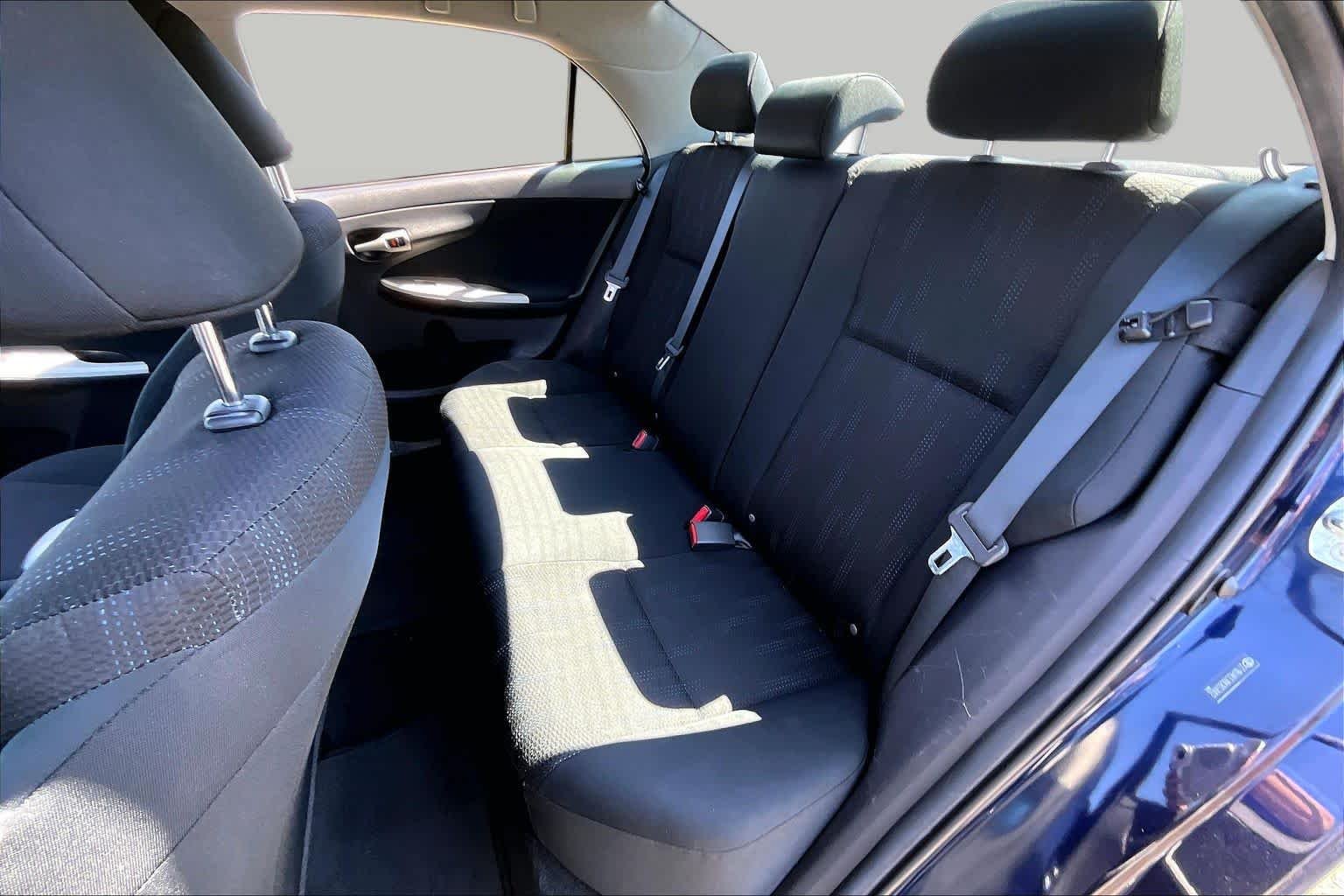 Used 2011 Nautical Blue Metallic Toyota LE image 20