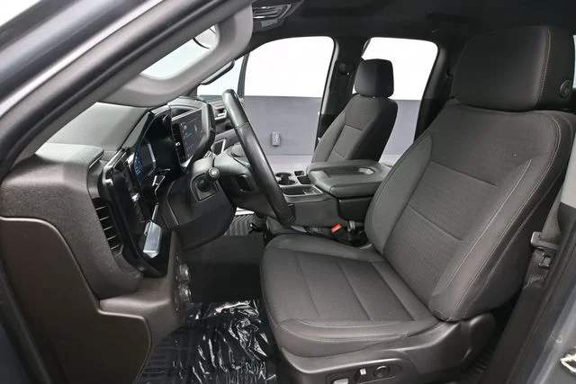 Used 2023 Gray Chevrolet LT image 18
