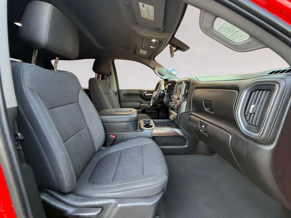 Used 2022 Red Chevrolet LT Trail Boss image 17