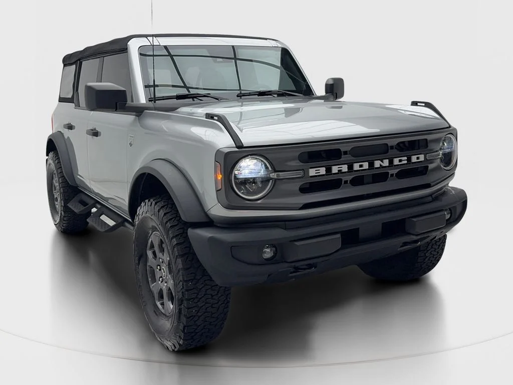 Used 2023 Silver Ford Big Bend image 2