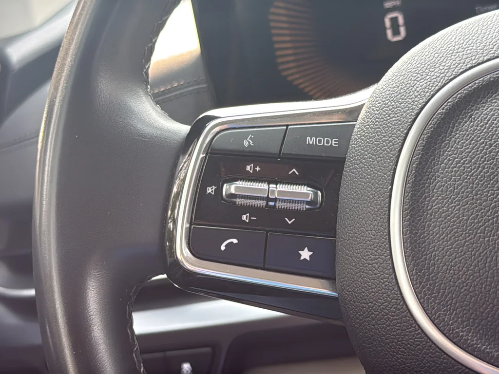 Certified Used 2025 Black Kia LXS image 15
