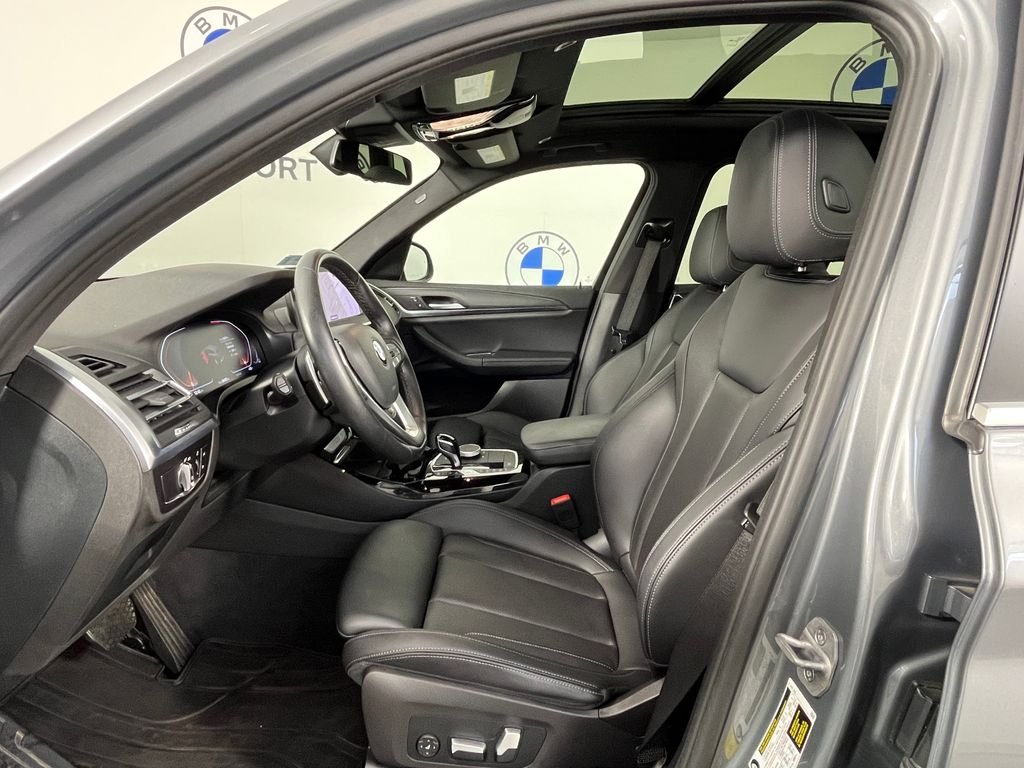 Used 2023 Gray BMW xDrive30i image 17