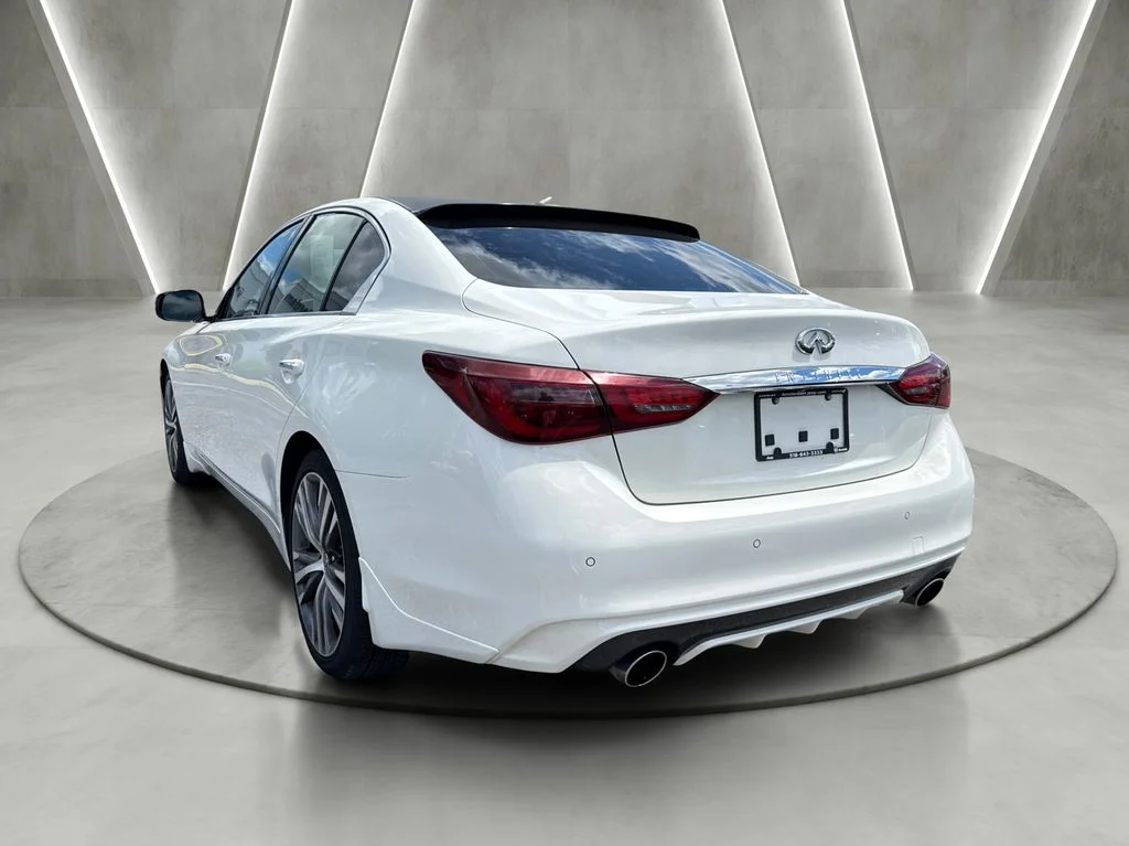 Used 2022 White INFINITI SENSORY image 5