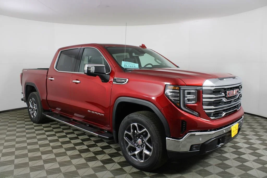 2026 GMC Sierra 4WD Crew Cab Short Box SLT's photo