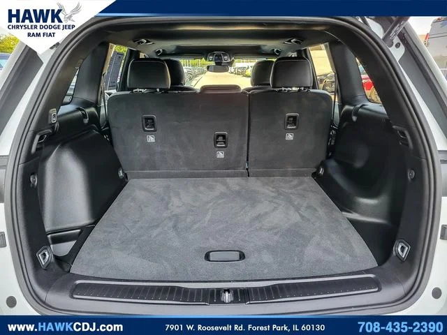 Certified Used 2024 White Jeep Altitude X image 27