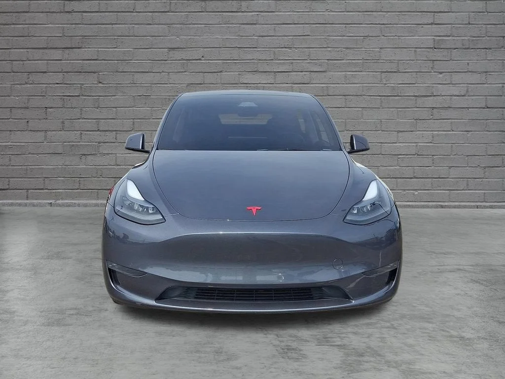 Used 2023  Tesla Long Range image 44