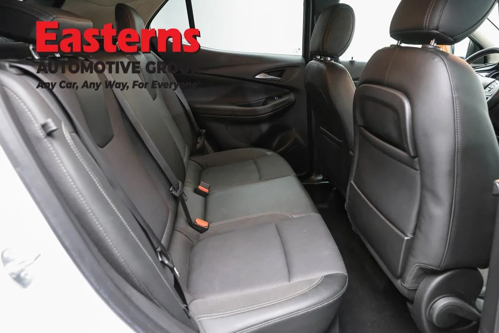 Used 2022 White Buick Preferred image 23