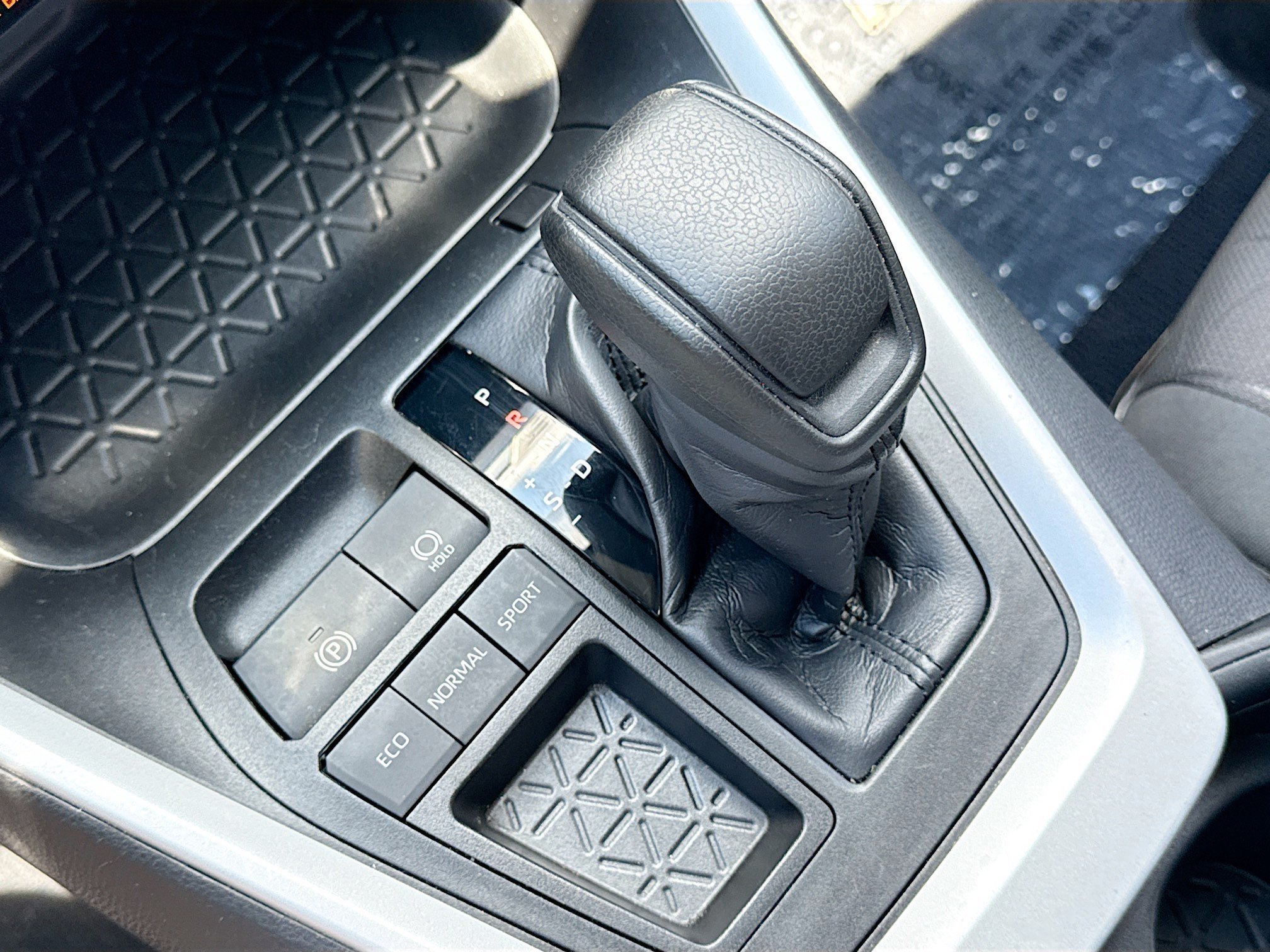 Used 2019 Blue Flame Toyota XLE image 28