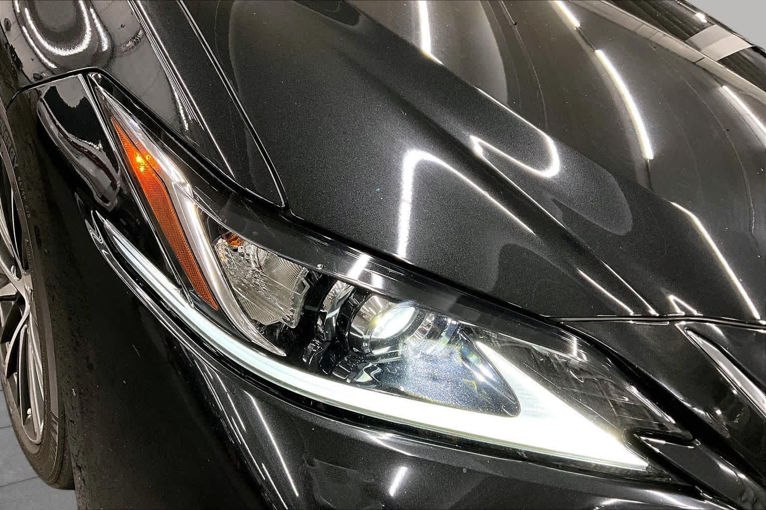 Certified Used 2024 GRAPHITE BLACK GF. Lexus  image 28