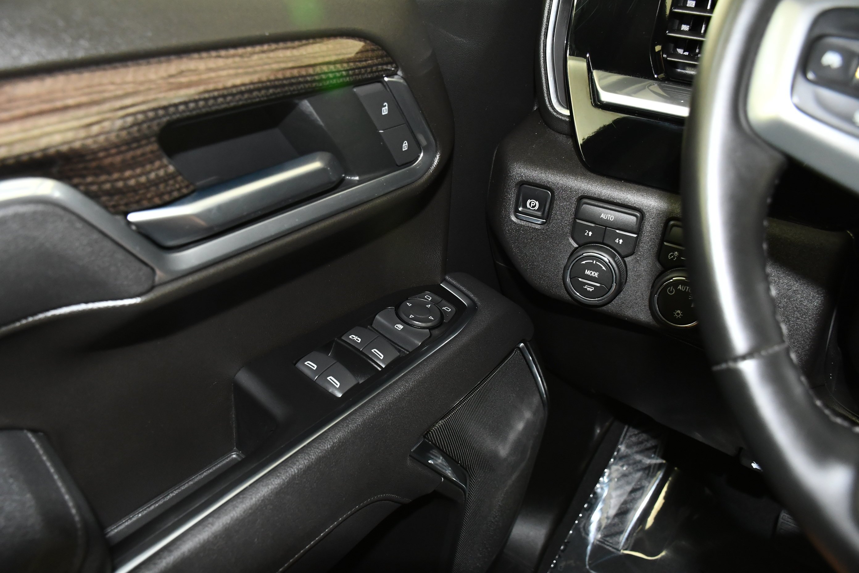 Used 2026 Black Chevrolet LT image 34