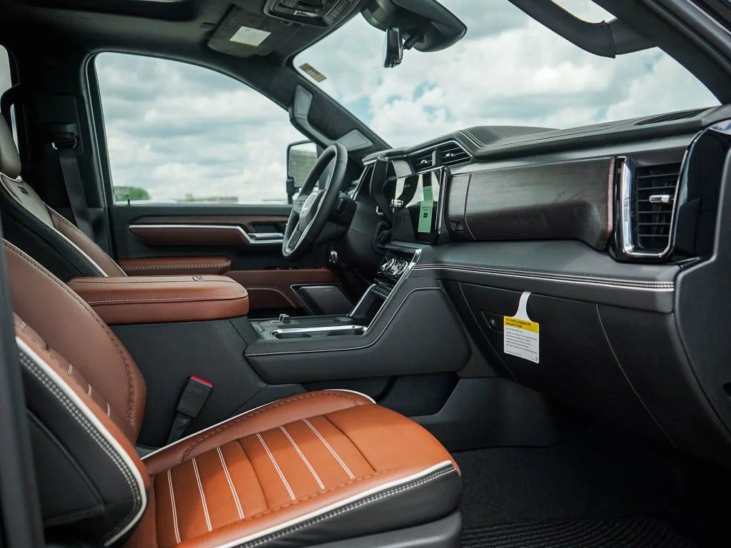 2026 GMC Sierra 2500HD Denali Ultimate - Photo 8