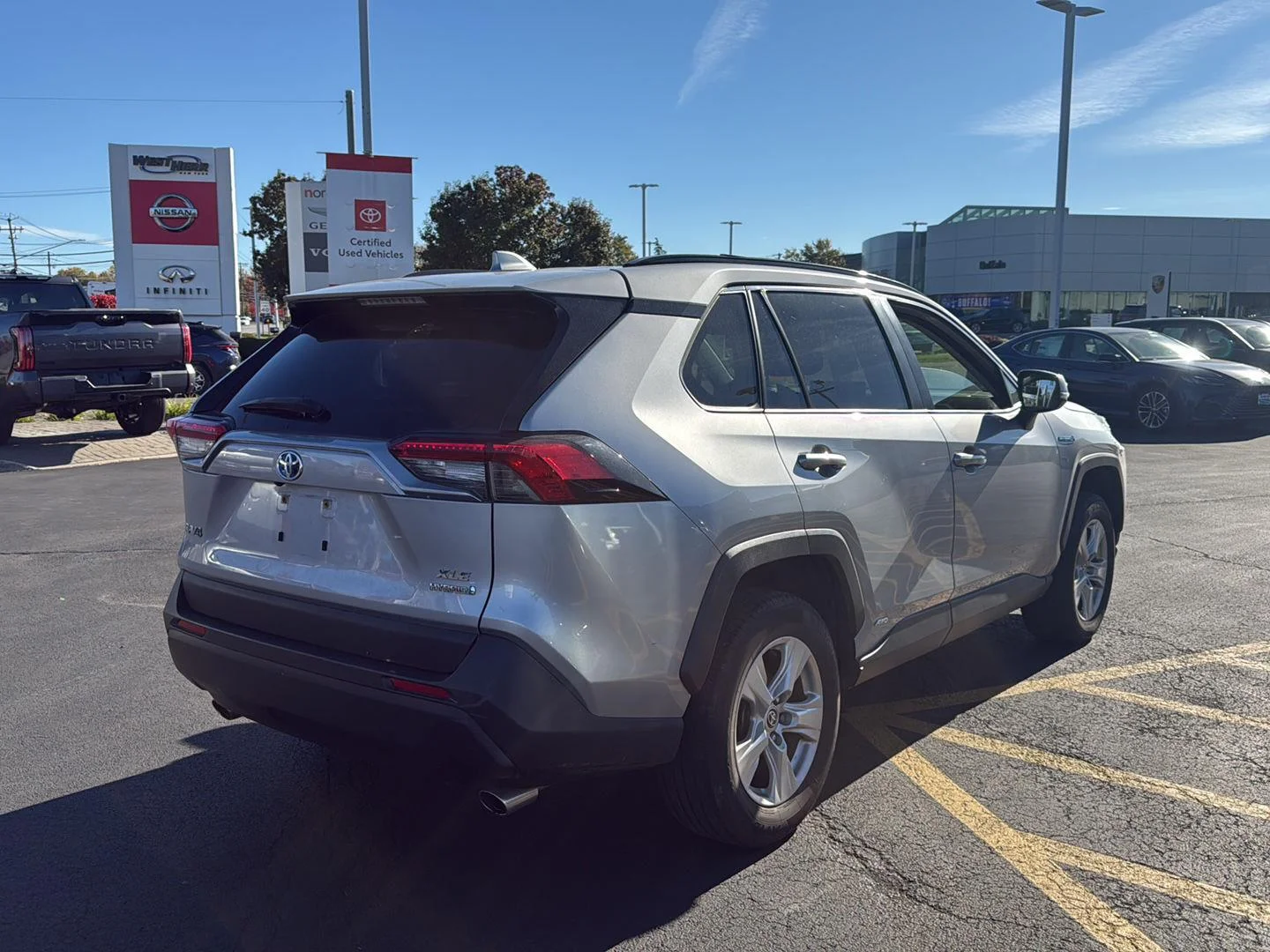 Used 2021 Silver Sky Metallic Toyota XLE image 3