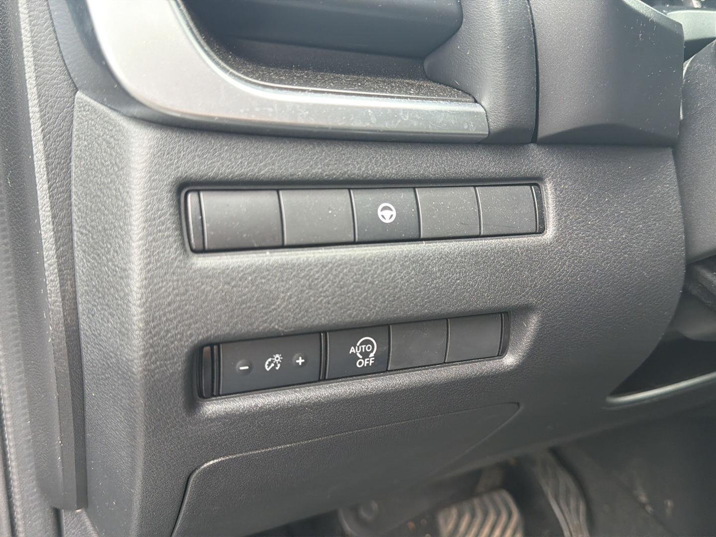 Used 2023 Gun Metallic Nissan SV image 12