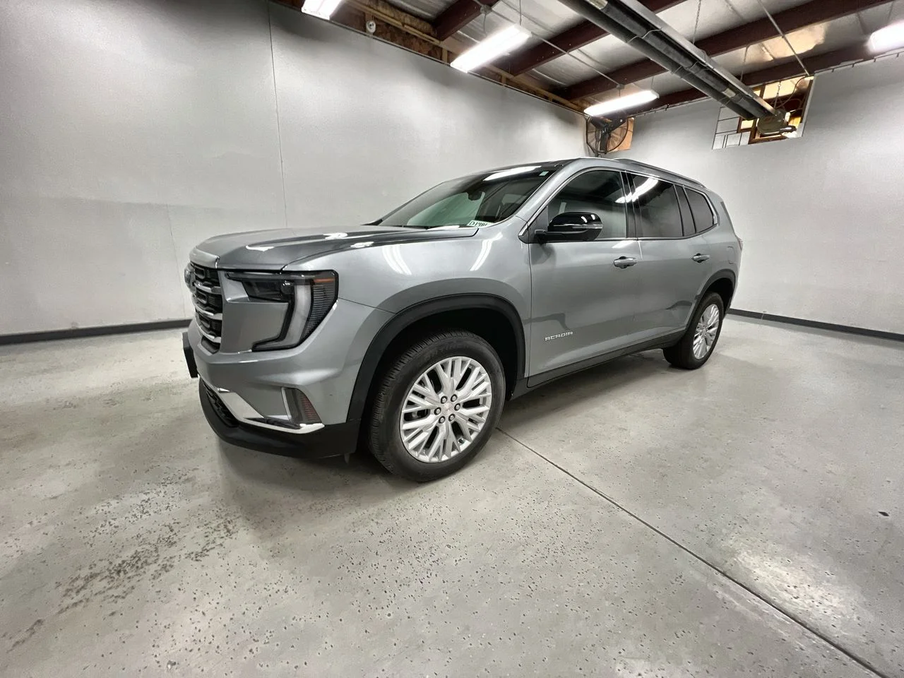New 2026 Sterling Metallic GMC Elevation image 62
