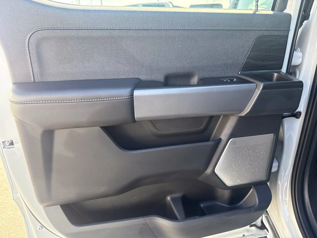 Certified Used 2024  Ford Lariat image 41