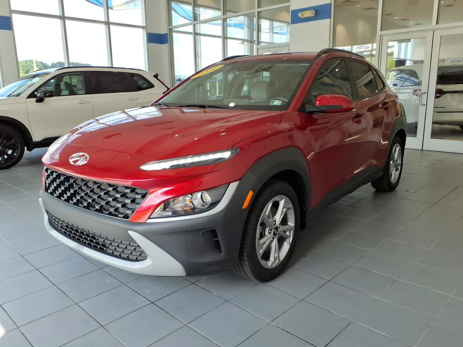 Used 2022 Pulse Red Hyundai SEL image 8
