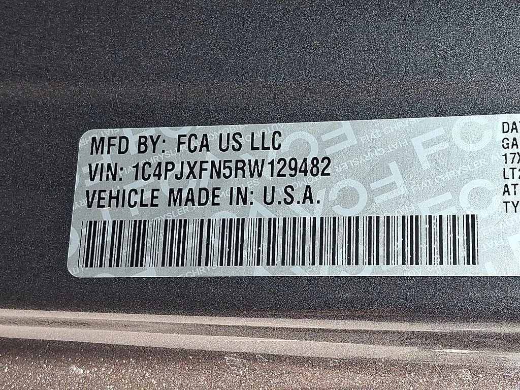 Used 2024 Gray Jeep Rubicon image 27