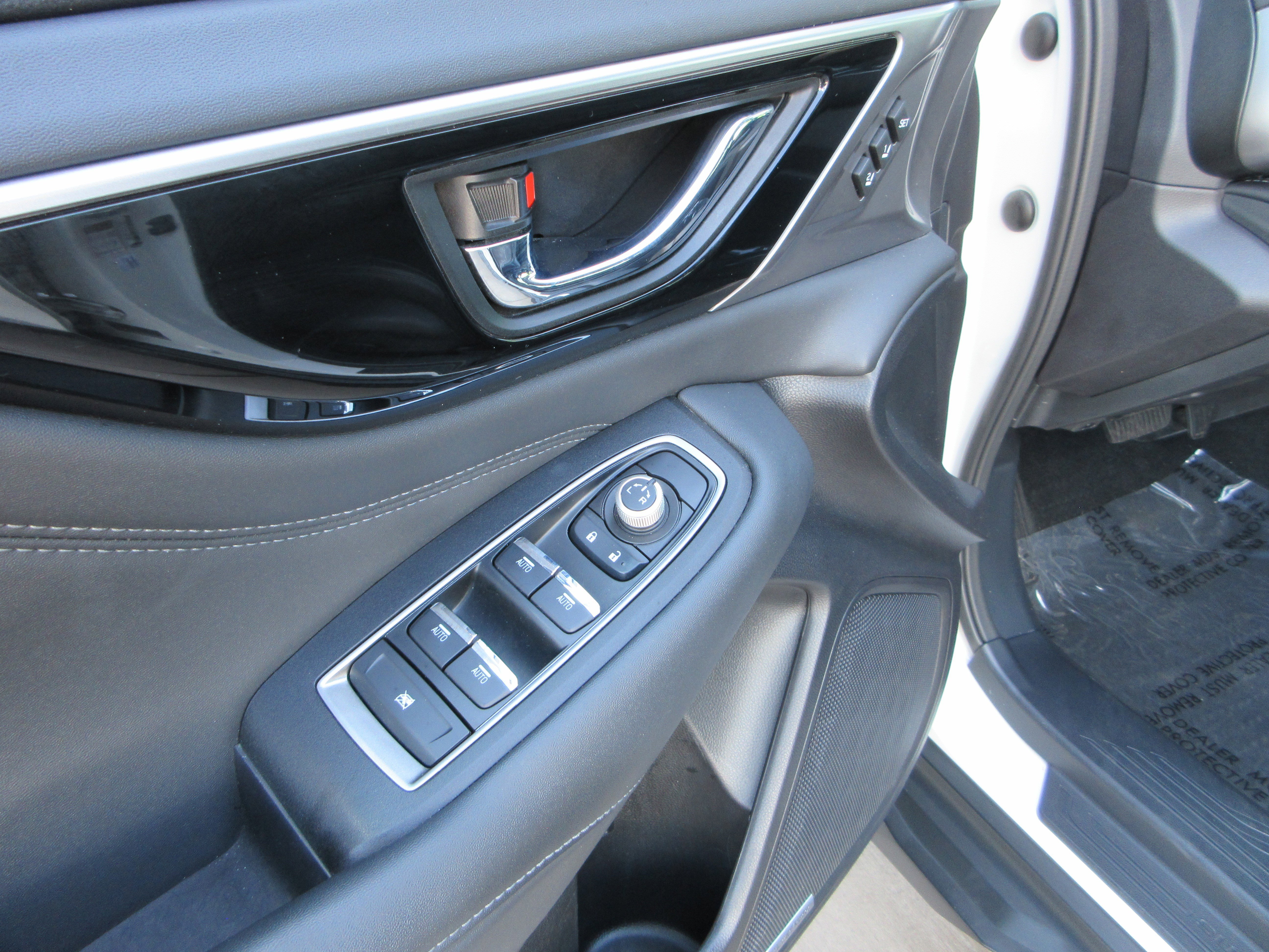 Used 2023 Crystal White Pearl Subaru Limited XT image 30