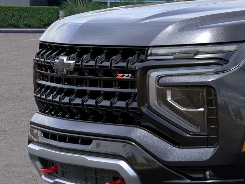 2027 Chevrolet Tahoe Z71 - Photo 13