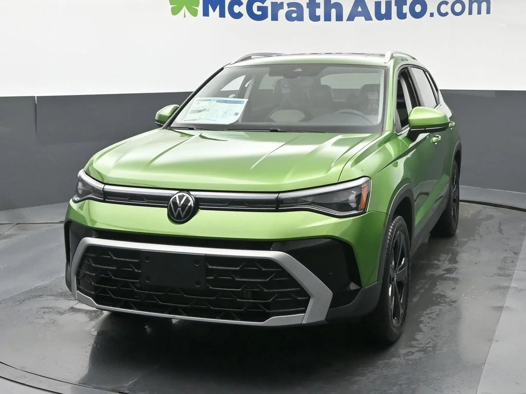 New 2026 Green Volkswagen 1.5T SEL image 16