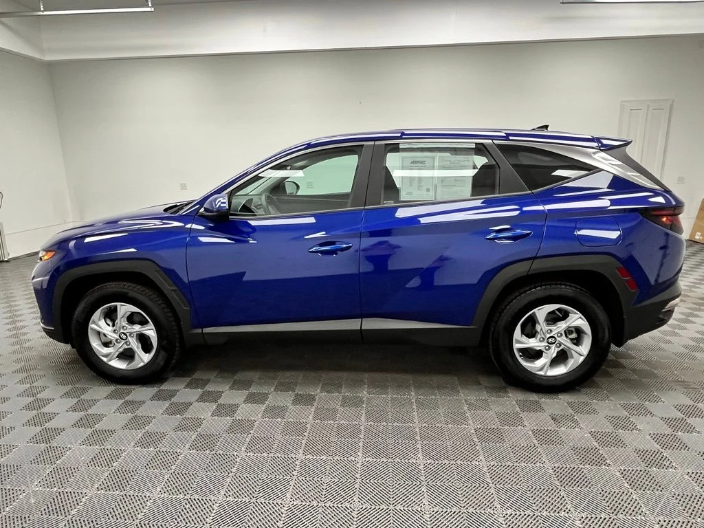 Used 2023 Blue Hyundai SE image 12