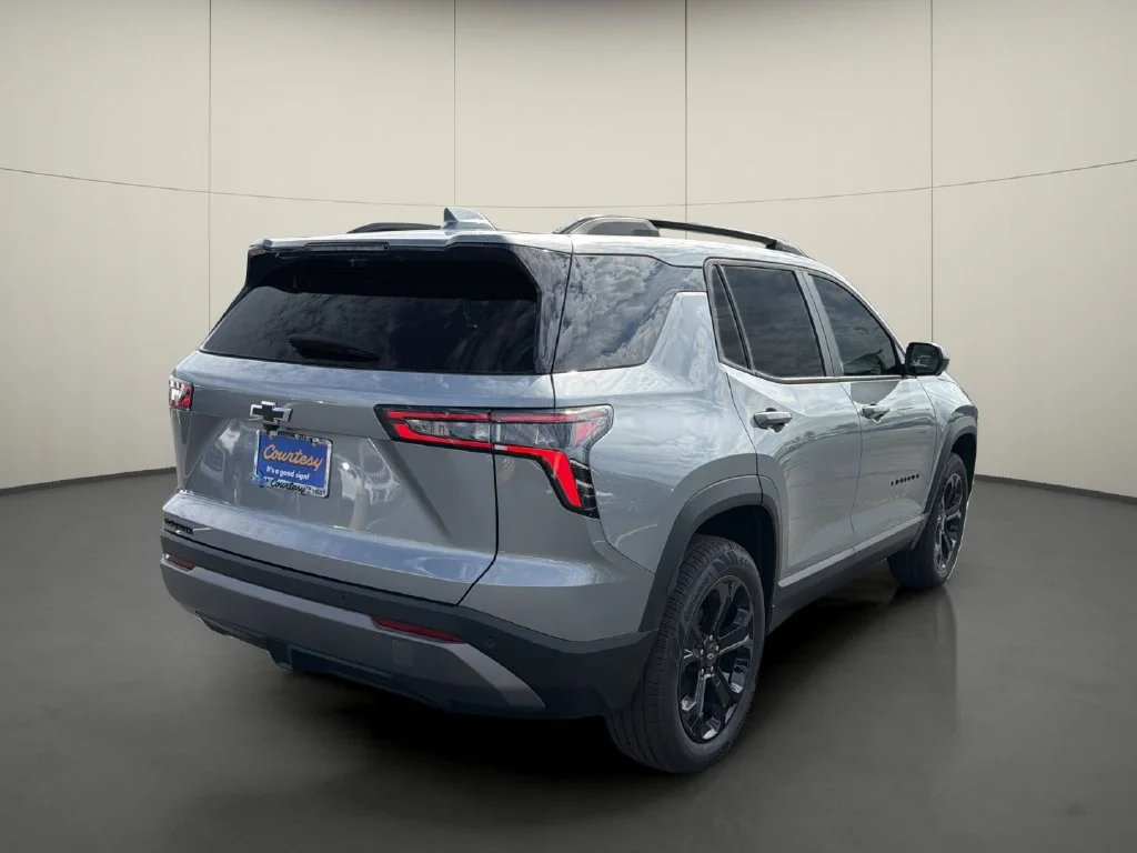 New 2027 Sterling Gray Metallic Chevrolet LT image 7