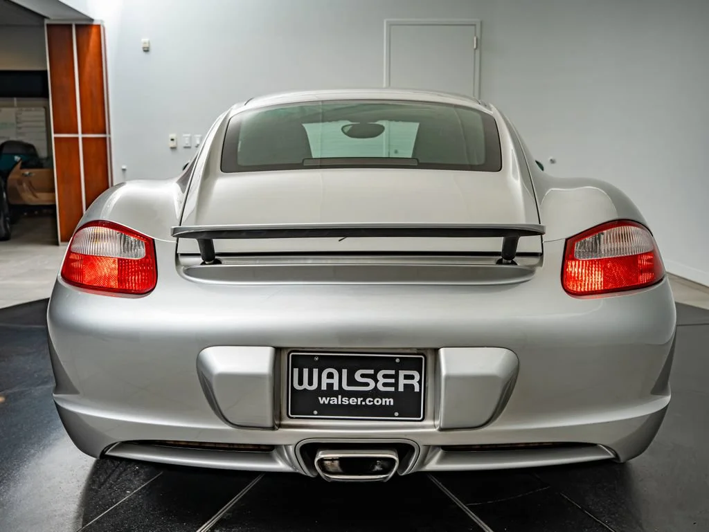 Used 2007 Arctic Silver Metallic Porsche  image 21