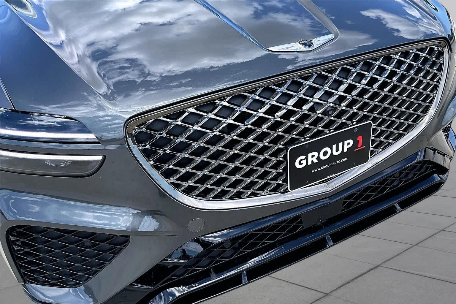 Used 2022 Himalayan Gray Genesis 3.5T Sport image 28
