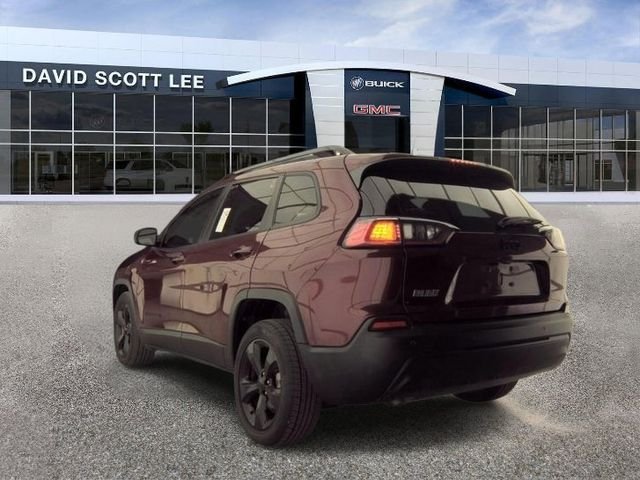 Used 2020 Red Jeep Altitude image 5