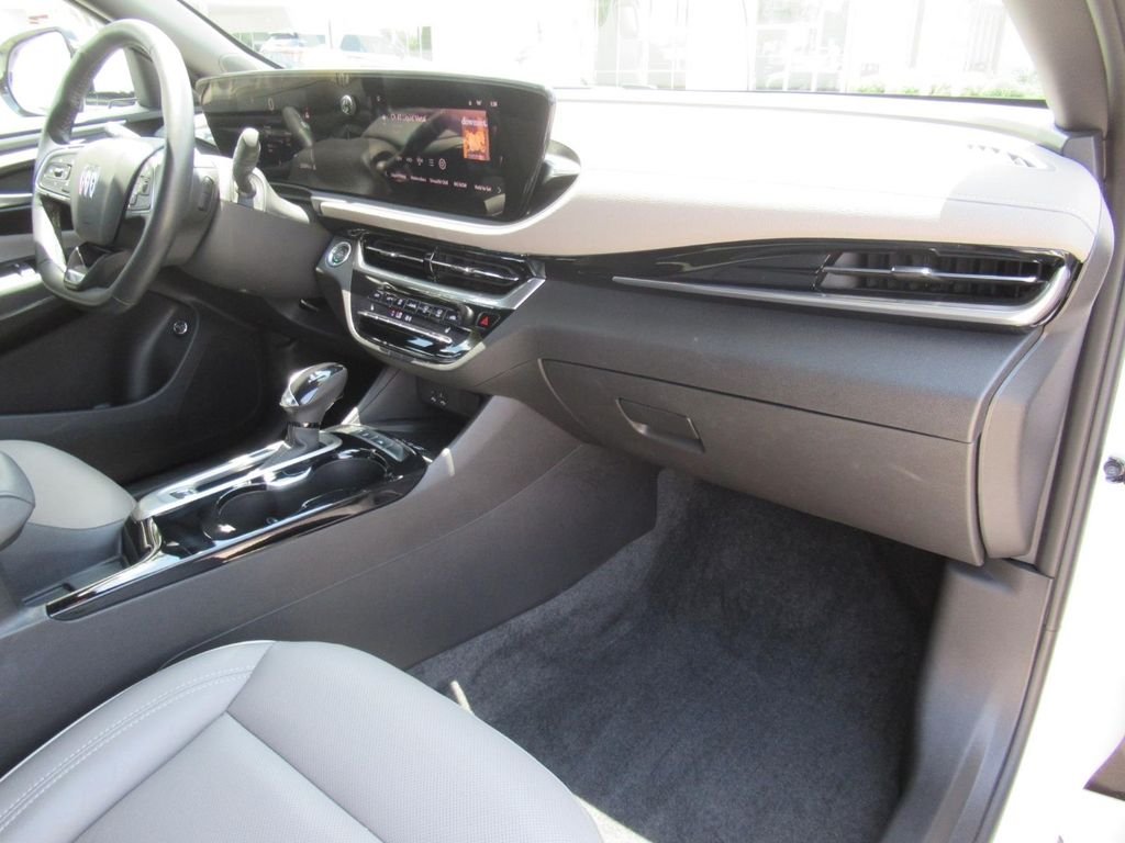 Used 2024 White Buick Avenir image 11