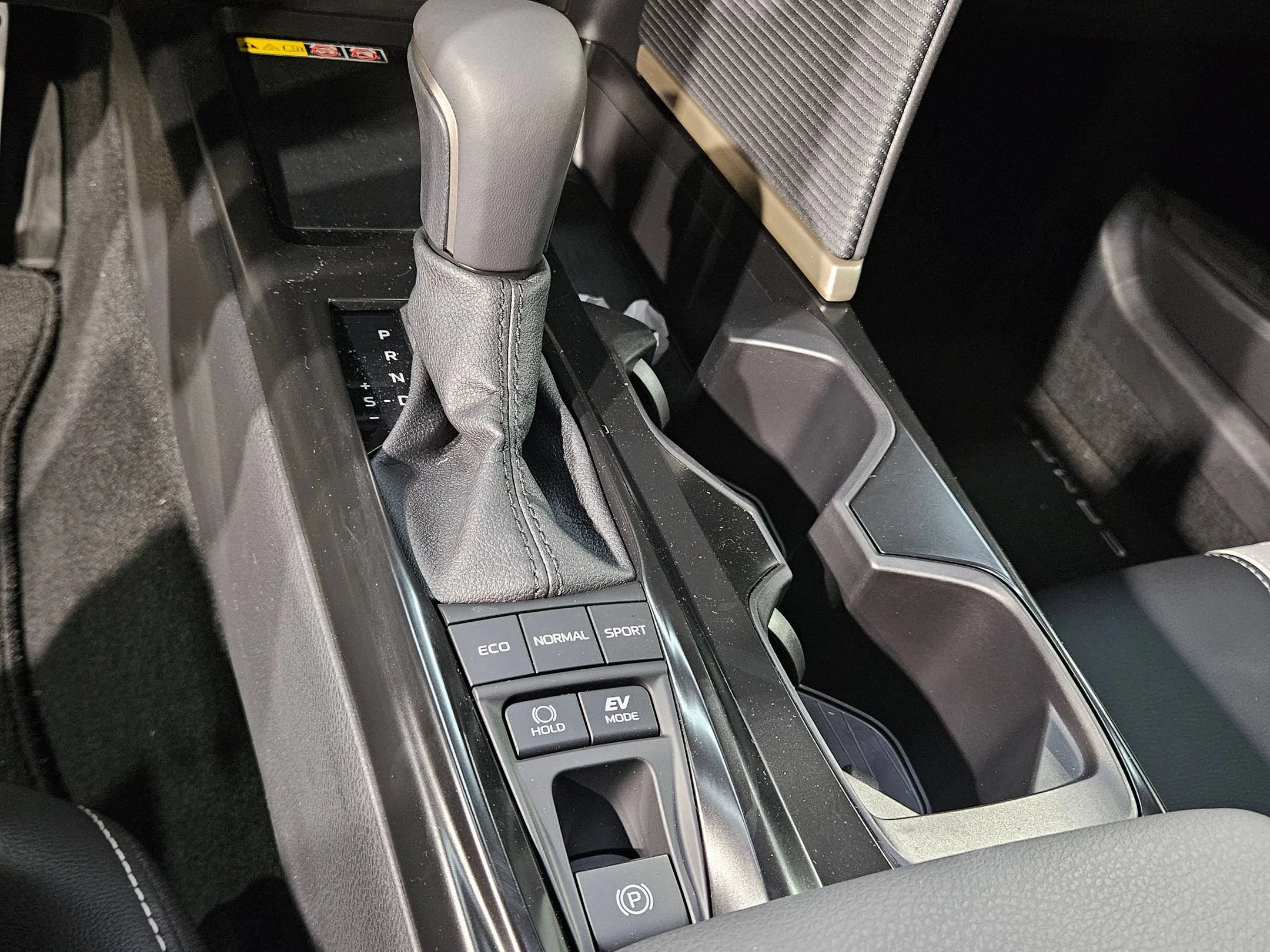 2026 Toyota Camry SE - Photo 35