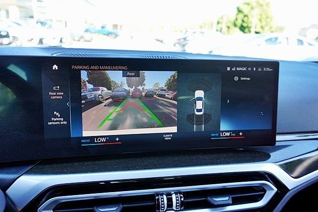 Used 2023 White BMW 330i image 26