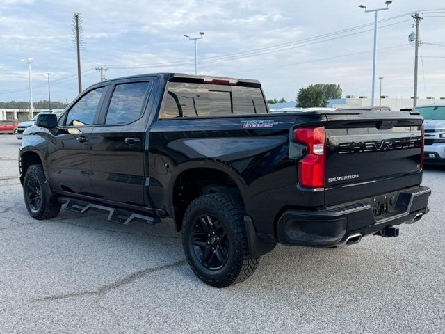 Used 2021 BLACK Chevrolet LT Trail Boss image 3