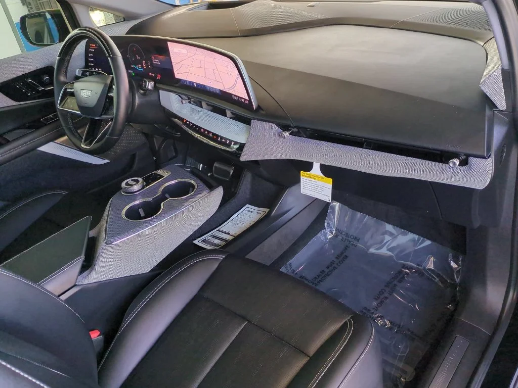 2026 Cadillac OPTIQ Premium Sport - Photo 36