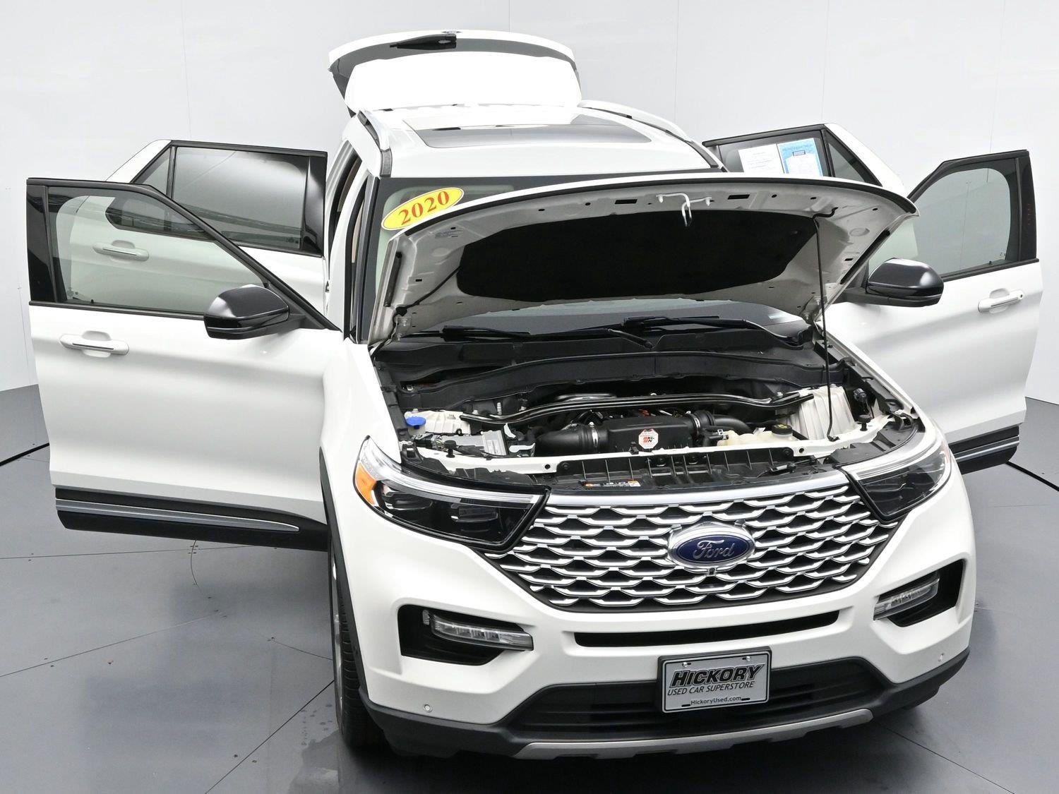 Used 2020 Star White Metallic Tri-Coat Ford Platinum image 50
