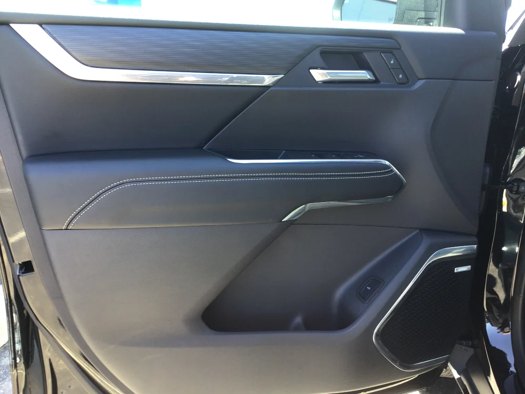New 2026 Ebony Twilight Metallic GMC Elevation image 9