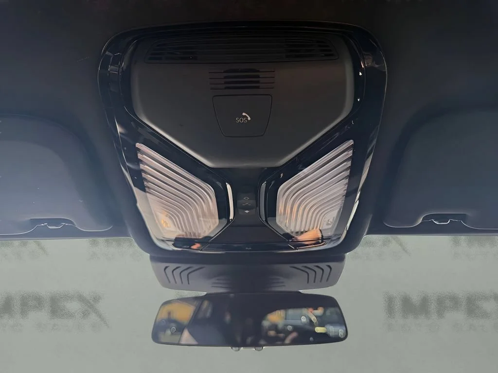 Used 2023  BMW xDrive30i image 10