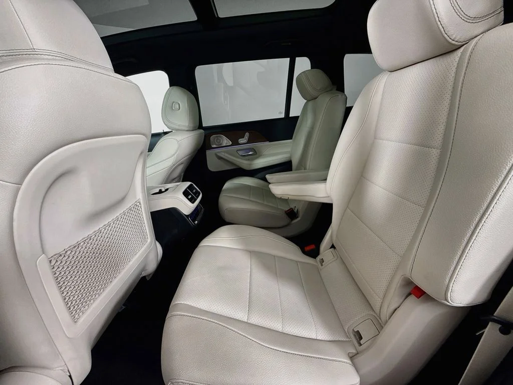Used 2025 White Mercedes-Benz GLS 450 image 25