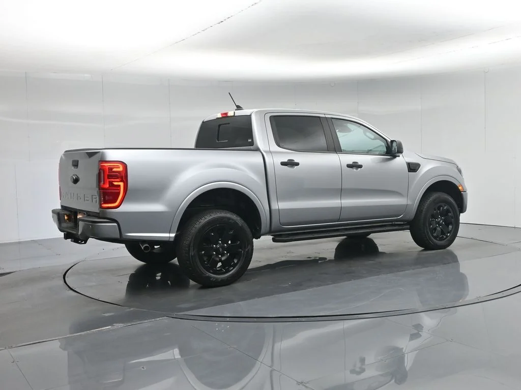 Used 2022 Silver Ford XLT image 33