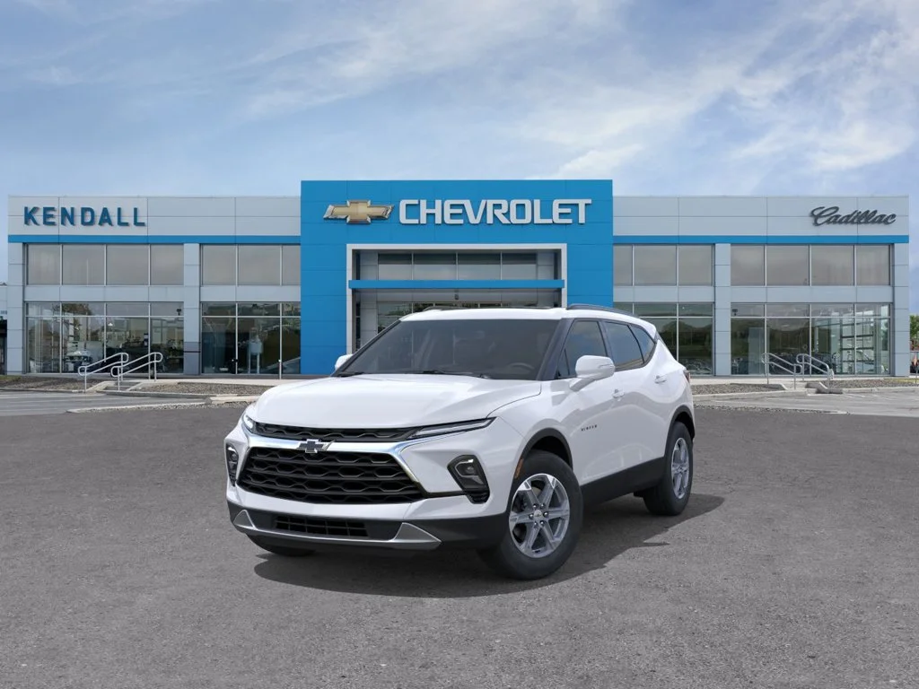 New 2026 Summit White Chevrolet 3LT image 8