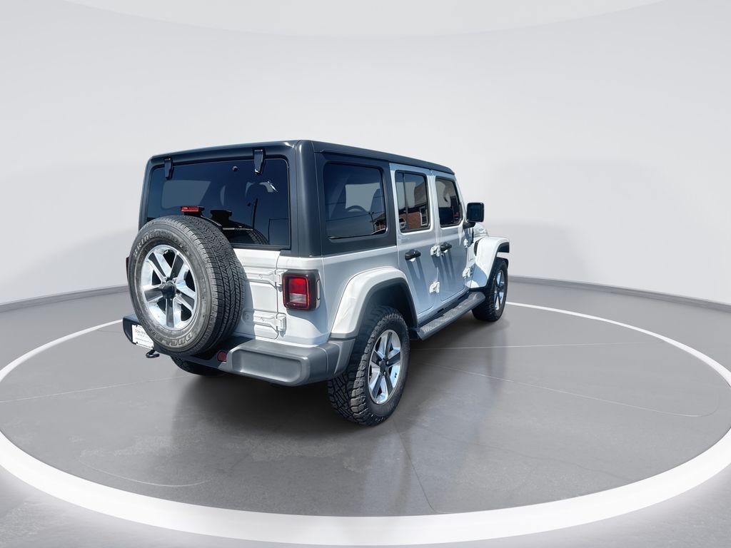Used 2020 White Jeep Unlimited Sahara image 8