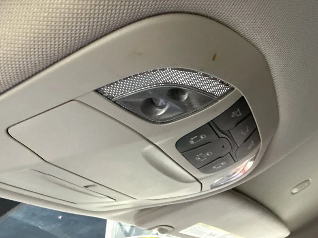 Used 2022 White Chrysler LX image 29