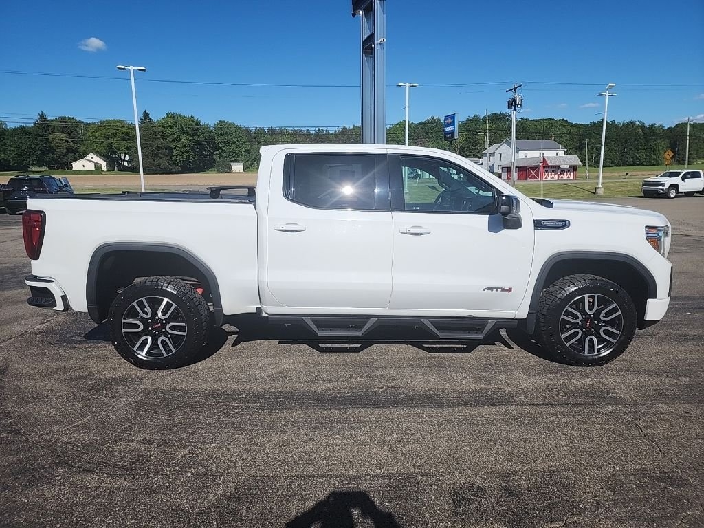 Used 2021 White GMC AT4 image 6