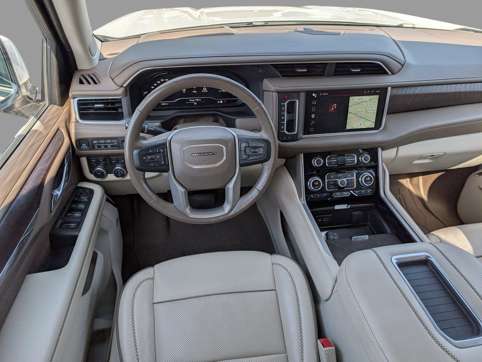 Used 2022 White Frost Tricoat GMC Denali image 31