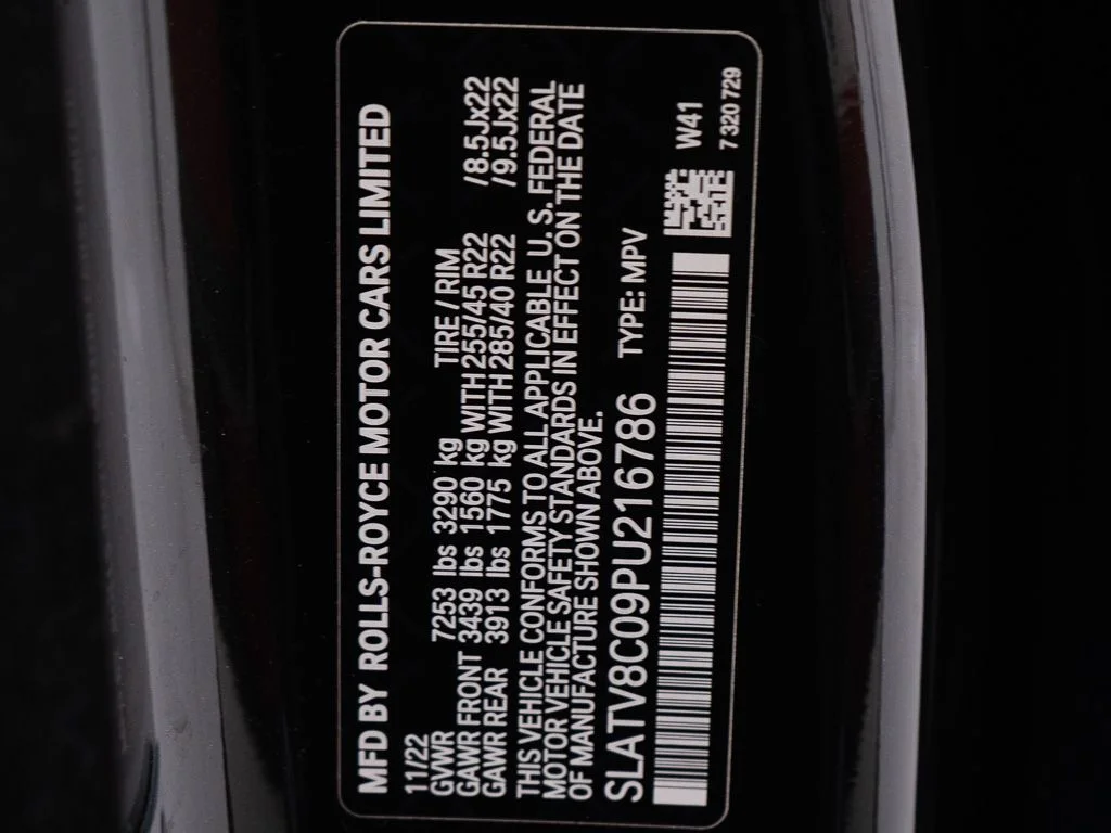 Certified Used 2023 Infinity Black Rolls-Royce Black Badge image 58