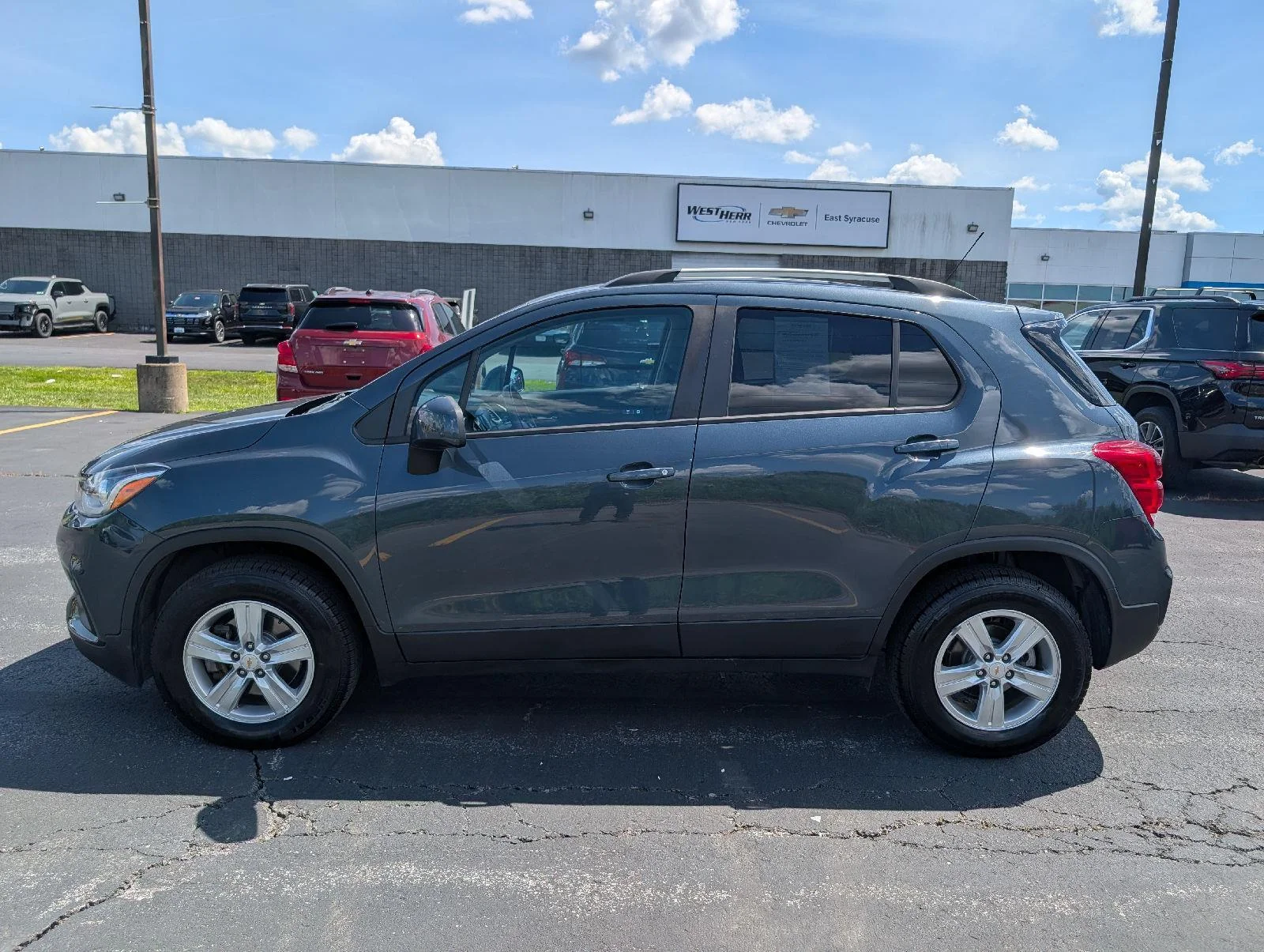 Used 2021 Shadow Gray Metallic Chevrolet LT image 5