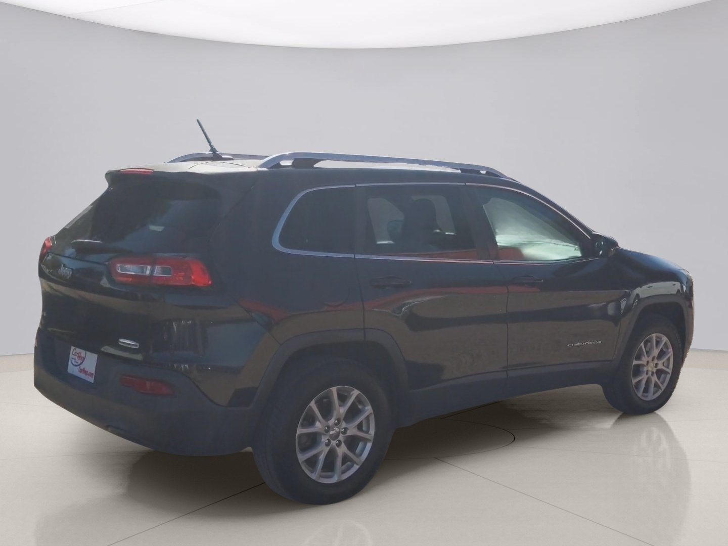 Used 2014 Black Jeep LATITUDE image 5