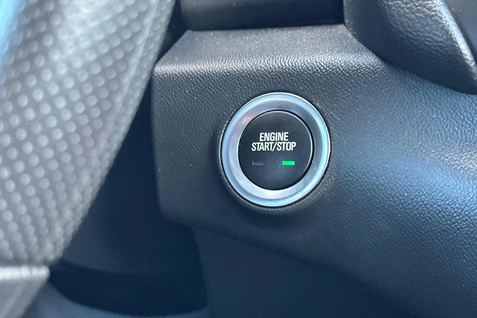 Used 2022 Black GMC SLE image 24