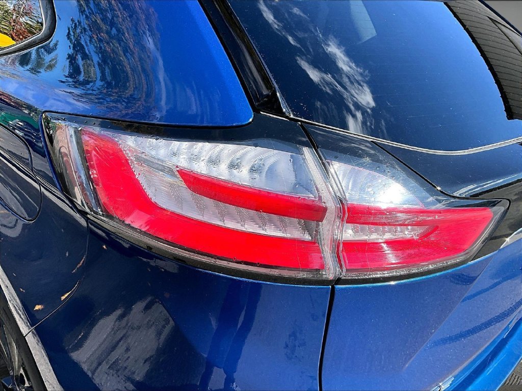 Used 2020 Blue Metallic Ford SE image 34
